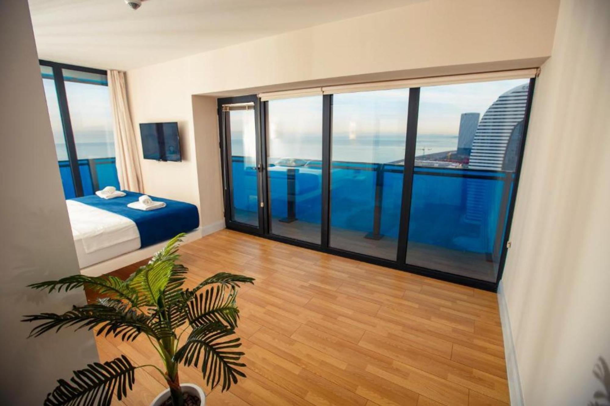 Delux Sea View Aparthotel In Orbi City Batumi Exterior photo